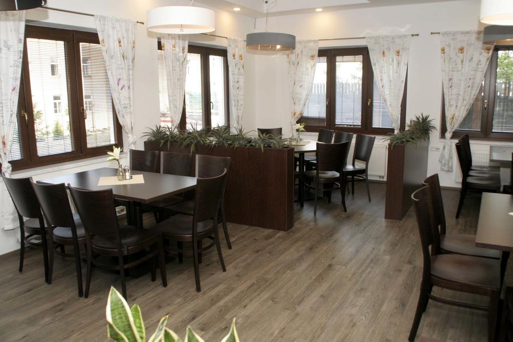 Penzion Aladdin Teplice Exterior photo
